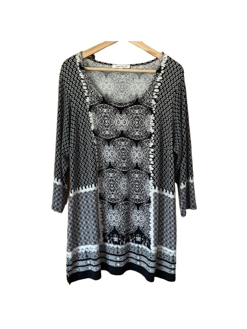 Rose+Olive patchwork black scarf print 3/4 sleeve scoop neck tunic plus size 1X